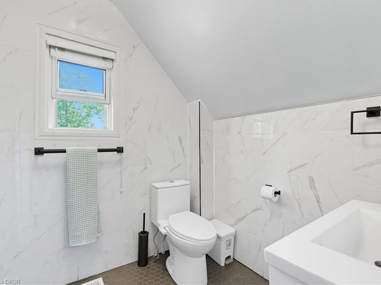 157 East 5th Street, Hamilton, ON, L9A 2Z7 - 15