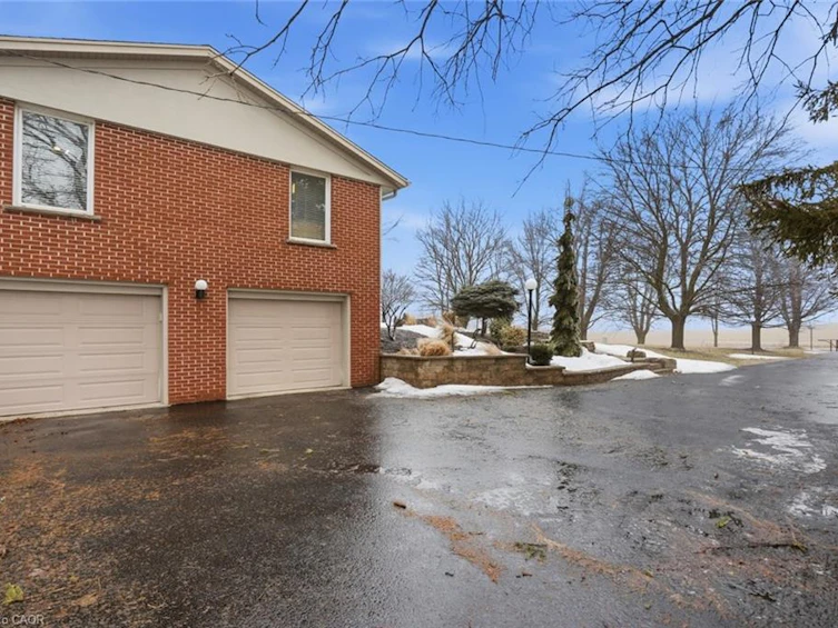 9389 Chippewa Road W, Hamilton, ON, L0R 1W0 - 6