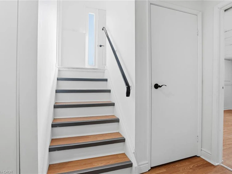 7 Calcott Court, Thorold, ON, L2V 4J9 - 20