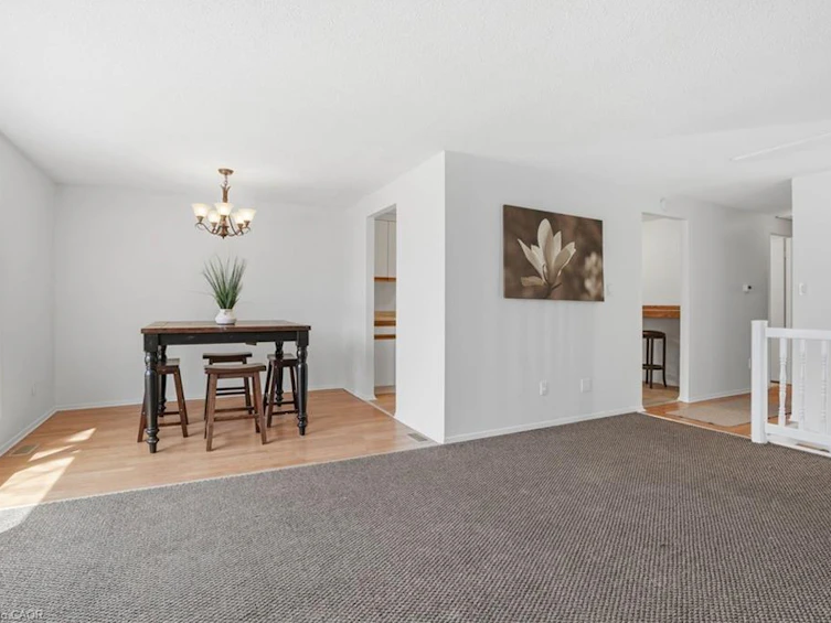 7 Calcott Court, Thorold, ON, L2V 4J9 - 7