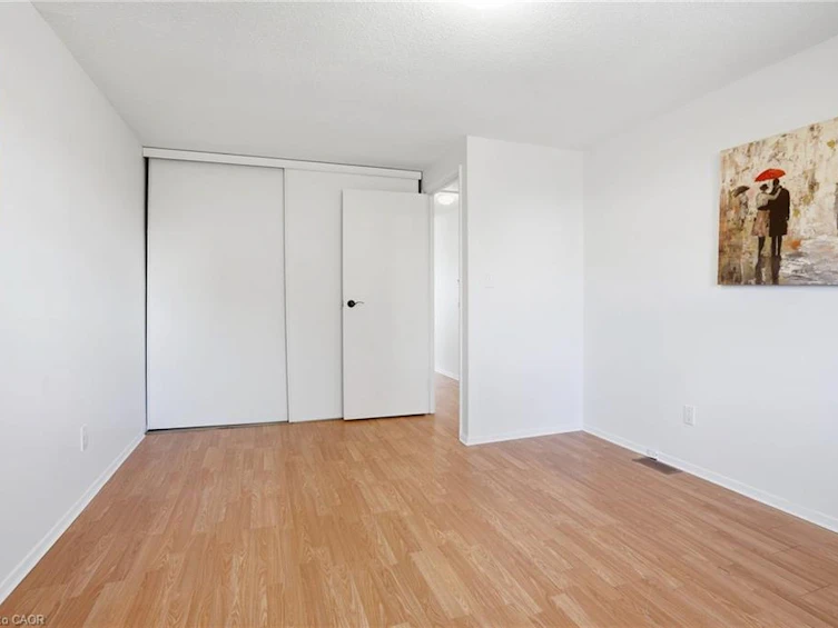 7 Calcott Court, Thorold, ON, L2V 4J9 - 15