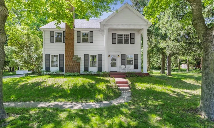 48 Garner Road W