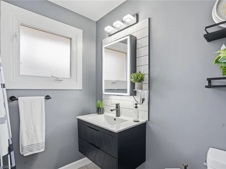 11 Alison Avenue, Cambridge, ON, N1R 1M8 - 18