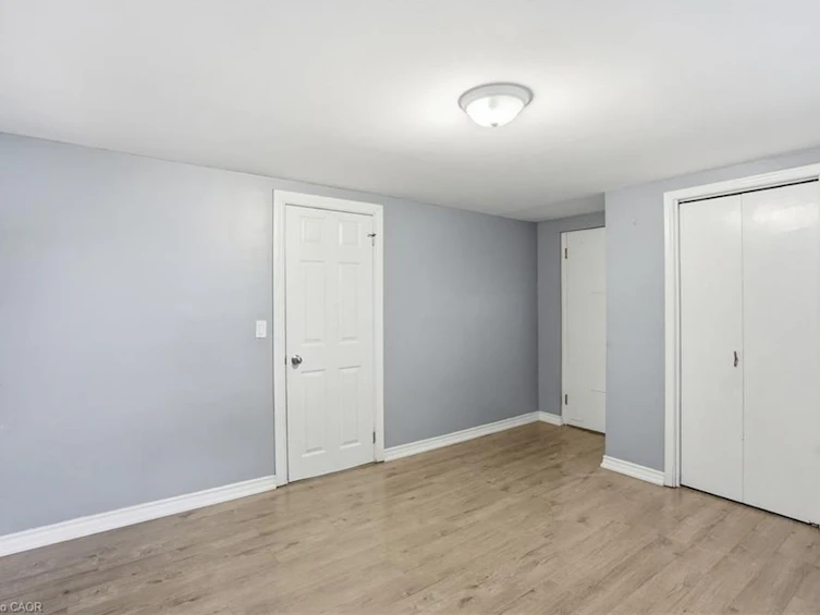 11 Alison Avenue, Cambridge, ON, N1R 1M8 - 26
