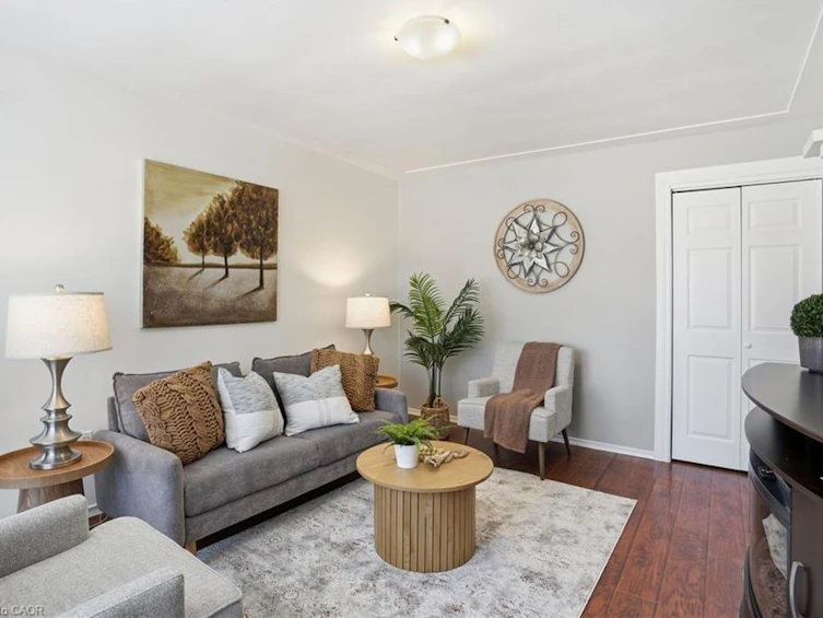 11 Alison Avenue, Cambridge, ON, N1R 1M8 - 4