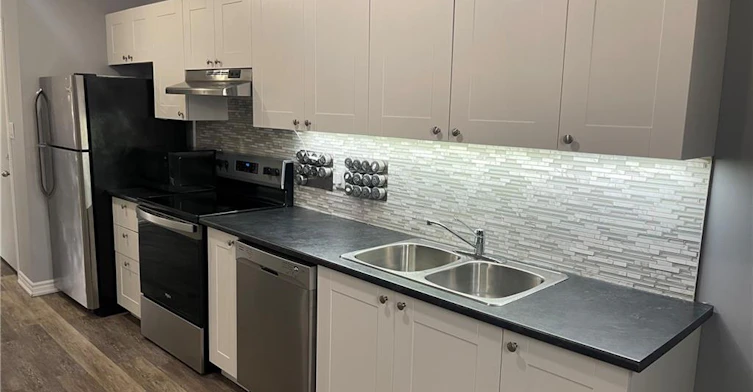 15-468 Main Street E, Hamilton, ON, L8N 1K6 - 5