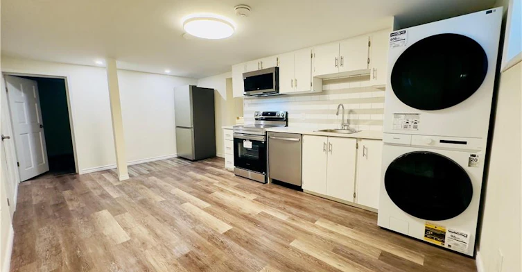 Unit C (Bsmt)-154 Montgomery Road, Kitchener, ON, N2H 3P6 - 7