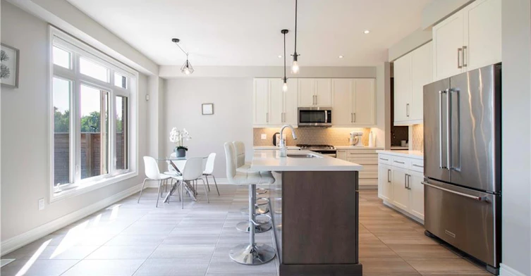 19 Secinaro Avenue, Hamilton, ON, L9G 0C6 - 8