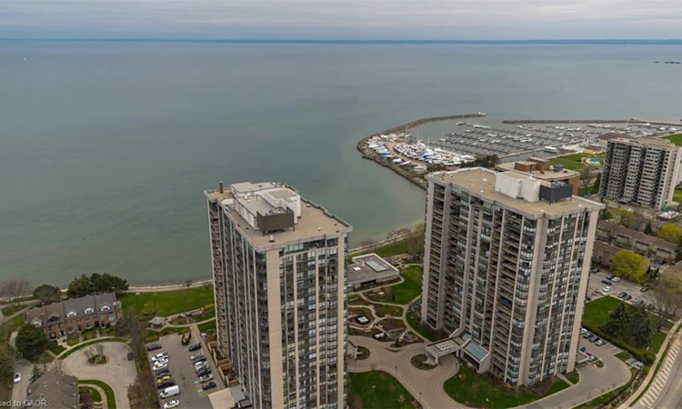 2008-2170 Marine Drive