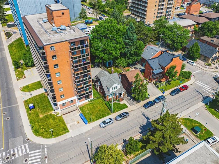 196 Walnut Street S, Hamilton, ON, L8N 2M1 - 42