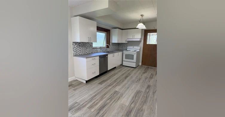 1073 Highway 8, Hamilton, ON, L8E 5H8 - 10
