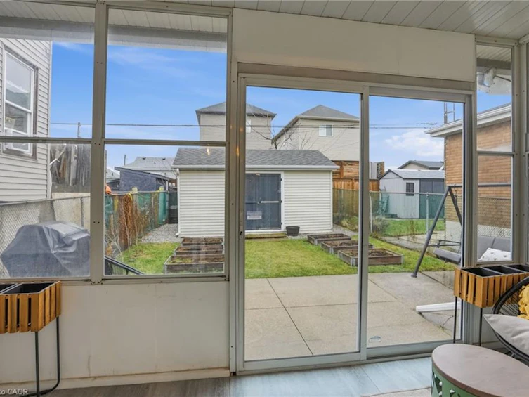 68 Delena Avenue N, Hamilton, ON, L8H 6B7 - 32