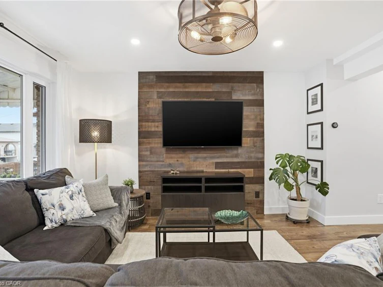 68 Delena Avenue N, Hamilton, ON, L8H 6B7 - 6
