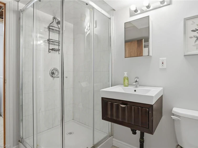 68 Delena Avenue N, Hamilton, ON, L8H 6B7 - 30