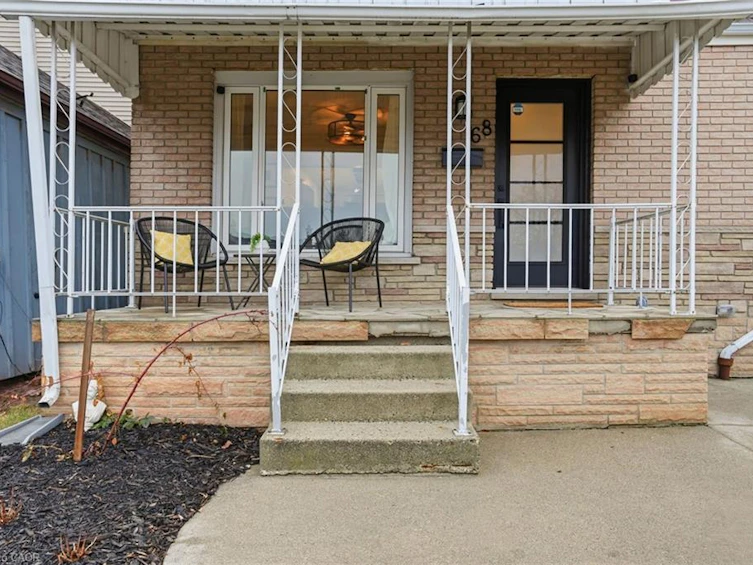 68 Delena Avenue N, Hamilton, ON, L8H 6B7 - 3