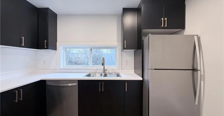 Upper-184 Ottawa Street S, Hamilton, ON, L8K 2E6 - 6