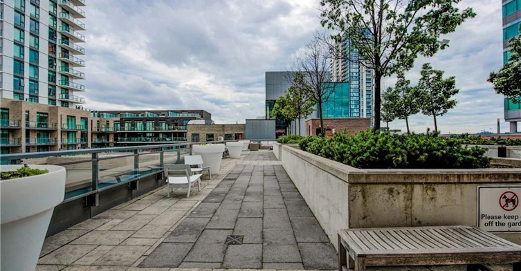 112-85 Duke Street W, Kitchener, ON, N2H 0B7 - 2