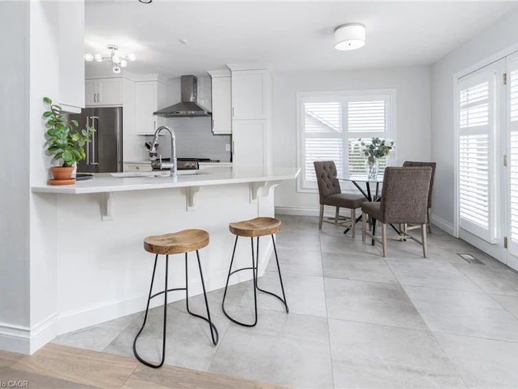 4021 Mountain Street, Lincoln, ON, L3J 0K9 - 10