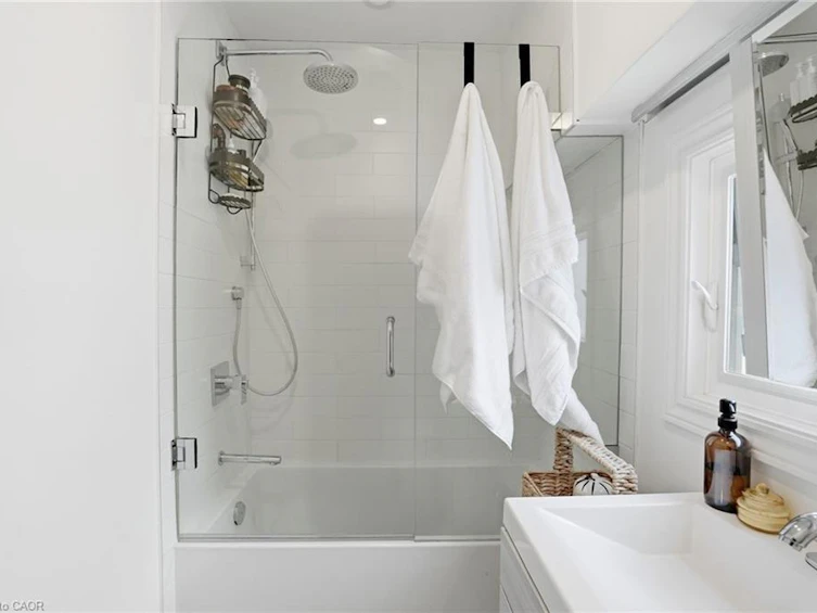 110 Kensington Avenue S, Hamilton, ON, L8M 3H3 - 27