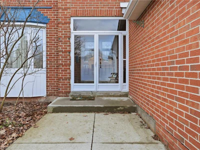 3192 Colebrook Court - 3