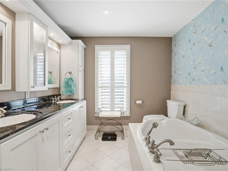 3192 Colebrook Court, Mississauga, ON, L5N 3E2 - 28