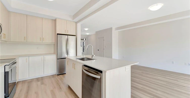 102 Gort Avenue, Brant, ON, N3L 3K2 - 12