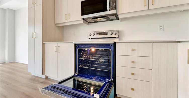 102 Gort Avenue, Brant, ON, N3L 3K2 - 16