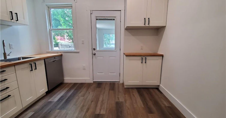 1-198 Sherman Avenue N, Hamilton, ON, L8L 6M9 - 11