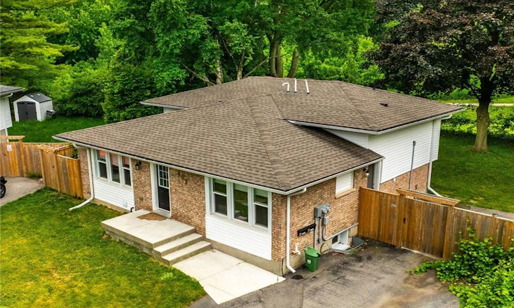 407 Castlegrove Place