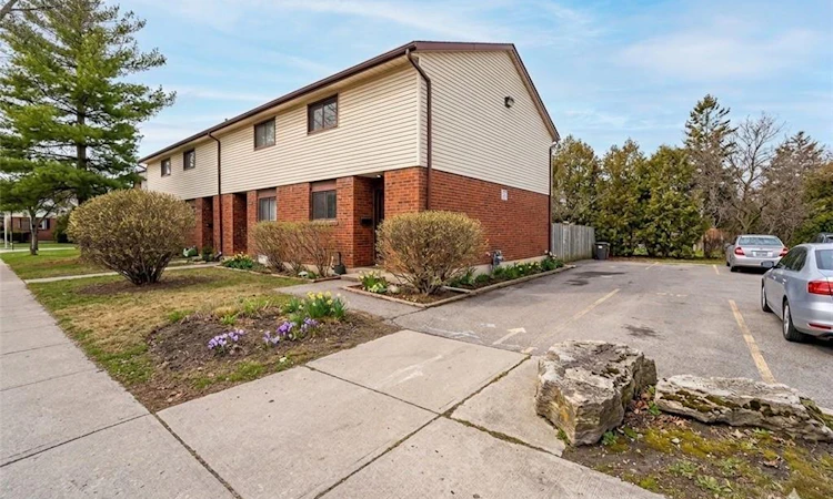 41-25 Garrow Drive