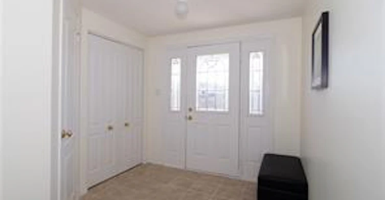 545 Chesapeake Crescent, Waterloo, ON, N2K 4G2 - 4