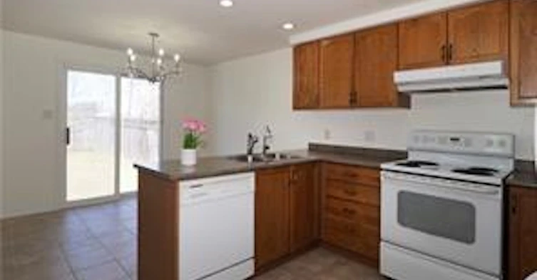 545 Chesapeake Crescent, Waterloo, ON, N2K 4G2 - 15