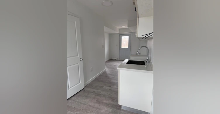 Lower-127 Highriver Trail, Welland, ON, L3C 0H6 - 2