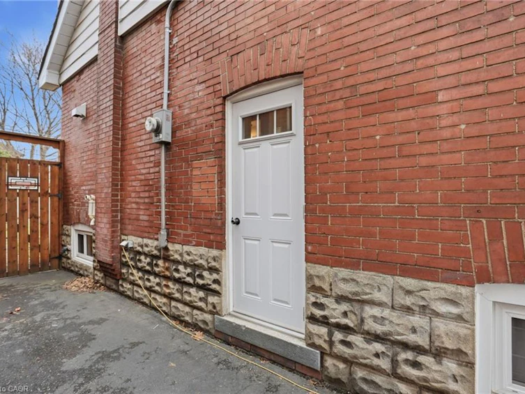 223 Park Row S, Hamilton, ON, L8K 2K4 - 43