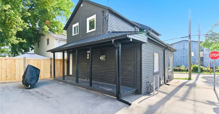 2-2 Windsor Street, Hamilton, ON, L8R 2G8 - 19