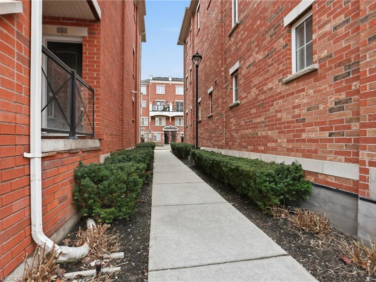 13-2464 Post Road, Oakville, ON, L6H 0J2 - 32