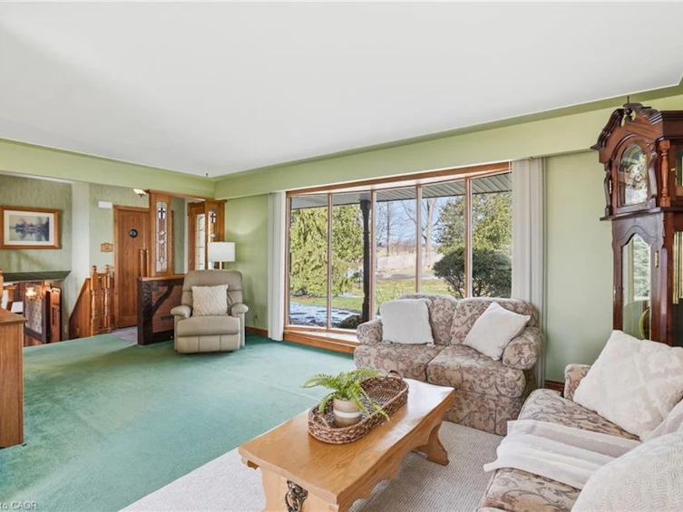 1 Thorncrest Boulevard, Hamilton, ON, L9H 7L1 - 10