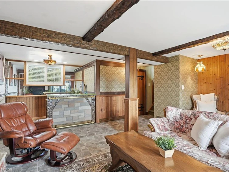 1 Thorncrest Boulevard, Hamilton, ON, L9H 7L1 - 23