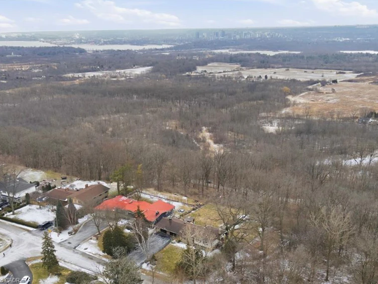 1 Thorncrest Boulevard, Hamilton, ON, L9H 7L1 - 40