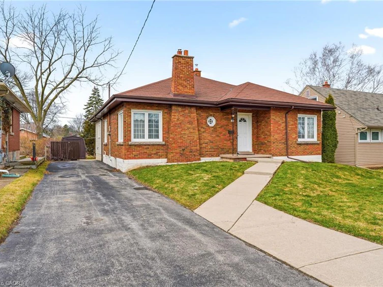 192 Ewen Road, Hamilton, ON, L8S 3C9 - 2