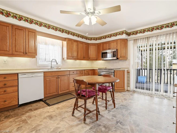 192 Ewen Road, Hamilton, ON, L8S 3C9 - 12