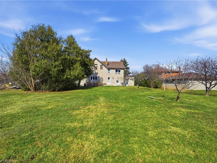 864 Highway 8, Hamilton, ON, L8E 5J3 - 46