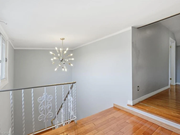 864 Highway 8, Hamilton, ON, L8E 5J3 - 18