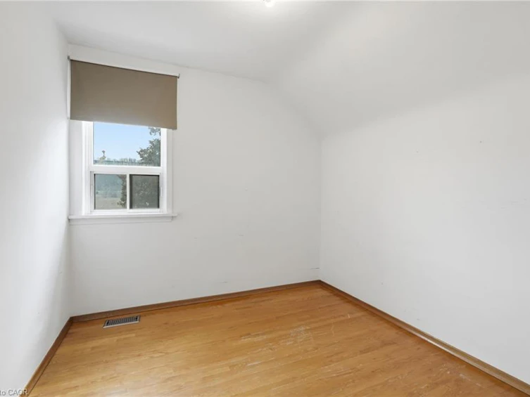 864 Highway 8, Hamilton, ON, L8E 5J3 - 33