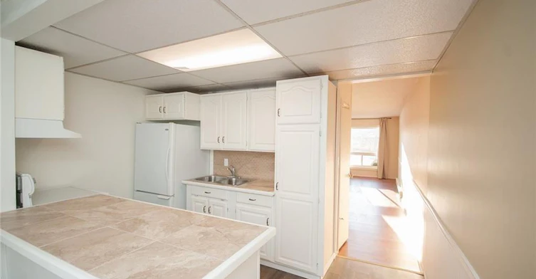6-8646 Willoughby Drive, Niagara Falls, ON, L2G 6X7 - 2