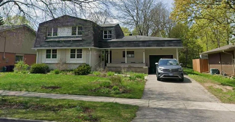 Lower-18 Cyprus Drive, Kitchener, ON, N2M 4R5
