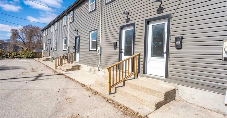 57 Winniett Street, Brantford, ON, N3T 1M6 - 17