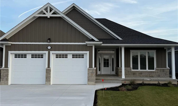 222 Schooner Drive