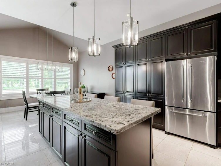 2462 Sideroad 2, Burlington, ON, L7P 0H1 - 20