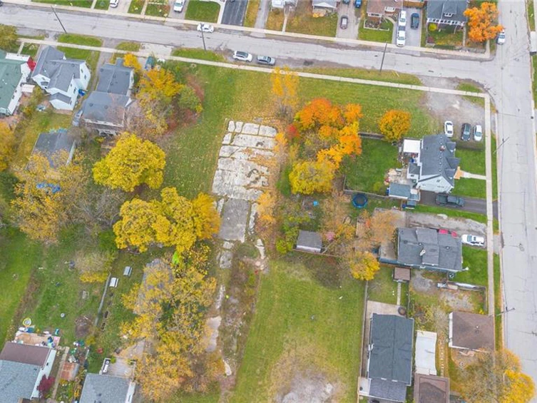 5 Haight Street, St. Catharines, ON, L2P 2L9 - 9